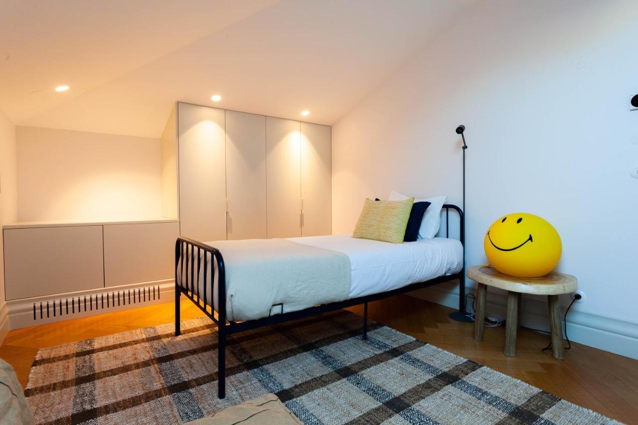 The Palace Penthouse Porto Bagian luar foto